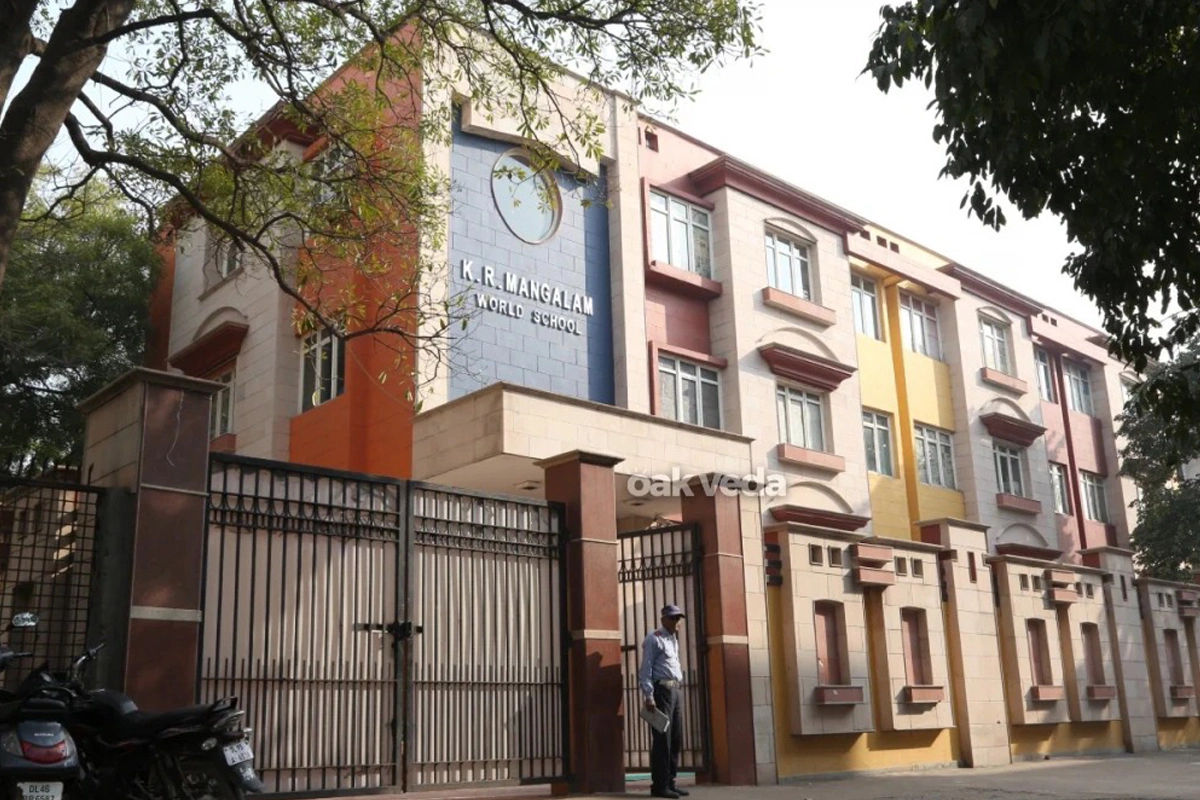 School 4
